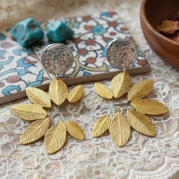 Turkish Stunning Handmade Artisan 18K Gold Plated Brass Fine Leaf Earrings - Picture 3 of 11